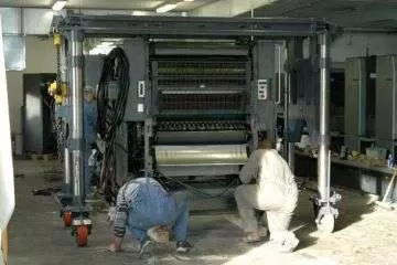 Dismantling and Loading of Heidelberg SM 102-4P -Sold to Finland