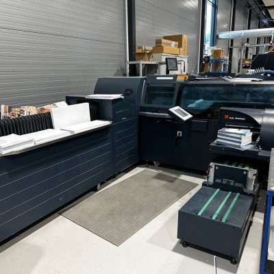 CP Bourg Perfect Binder 3002 with PUR, 2015